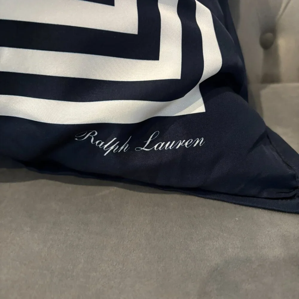 NWT Ralph Lauren 100% Silk Deerfield Pillow Cover White Navy Border 24x24‎ 2 Set